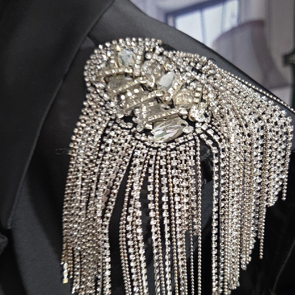 AKIRA Black Sleeveless Blazer with Silver Fringe - Picture 4 of 8